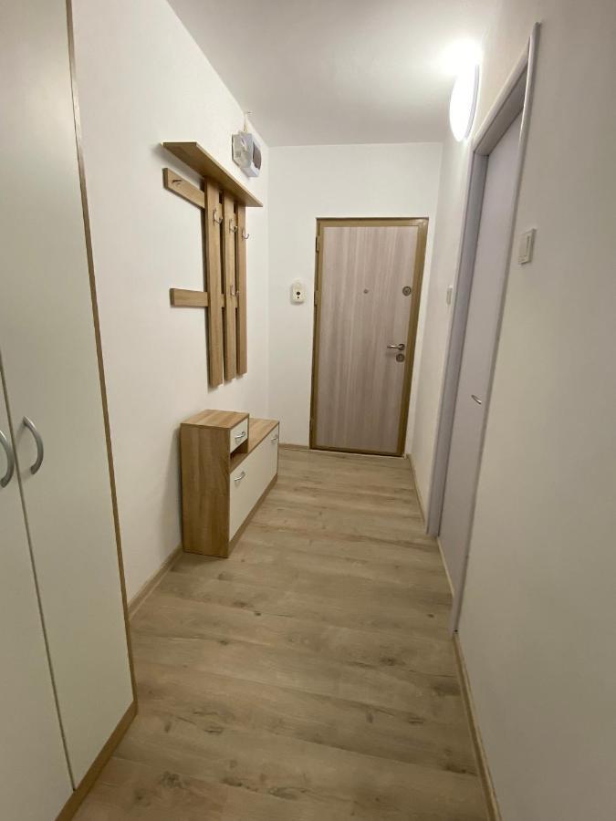 Grove Apartment Buzău Exteriér fotografie