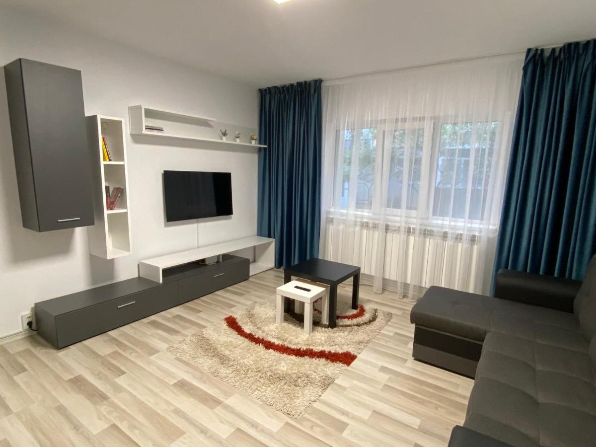 Grove Apartment Buzău Exteriér fotografie