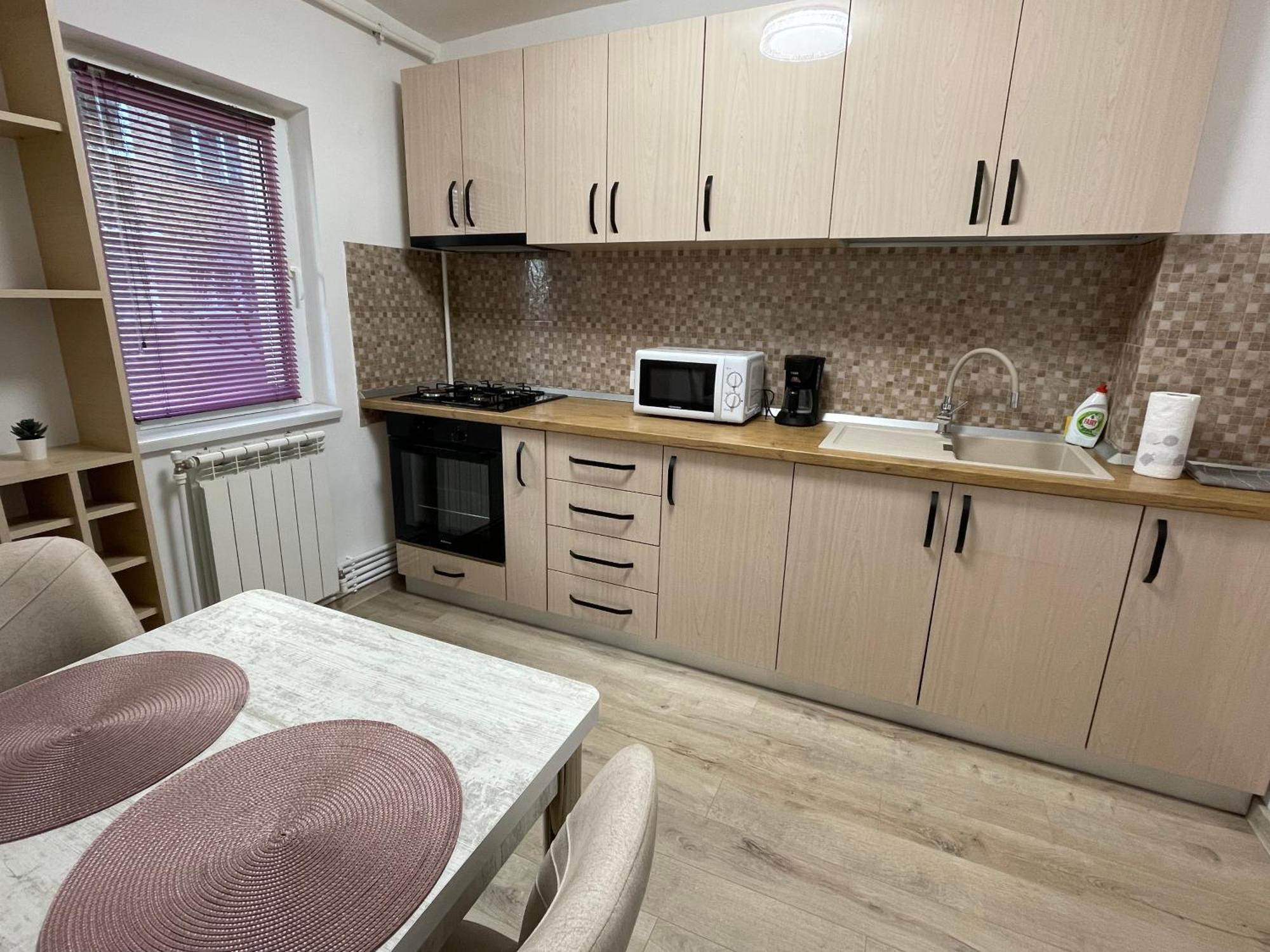 Grove Apartment Buzău Exteriér fotografie